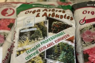 terreau-orga-arbres-et-arbustes